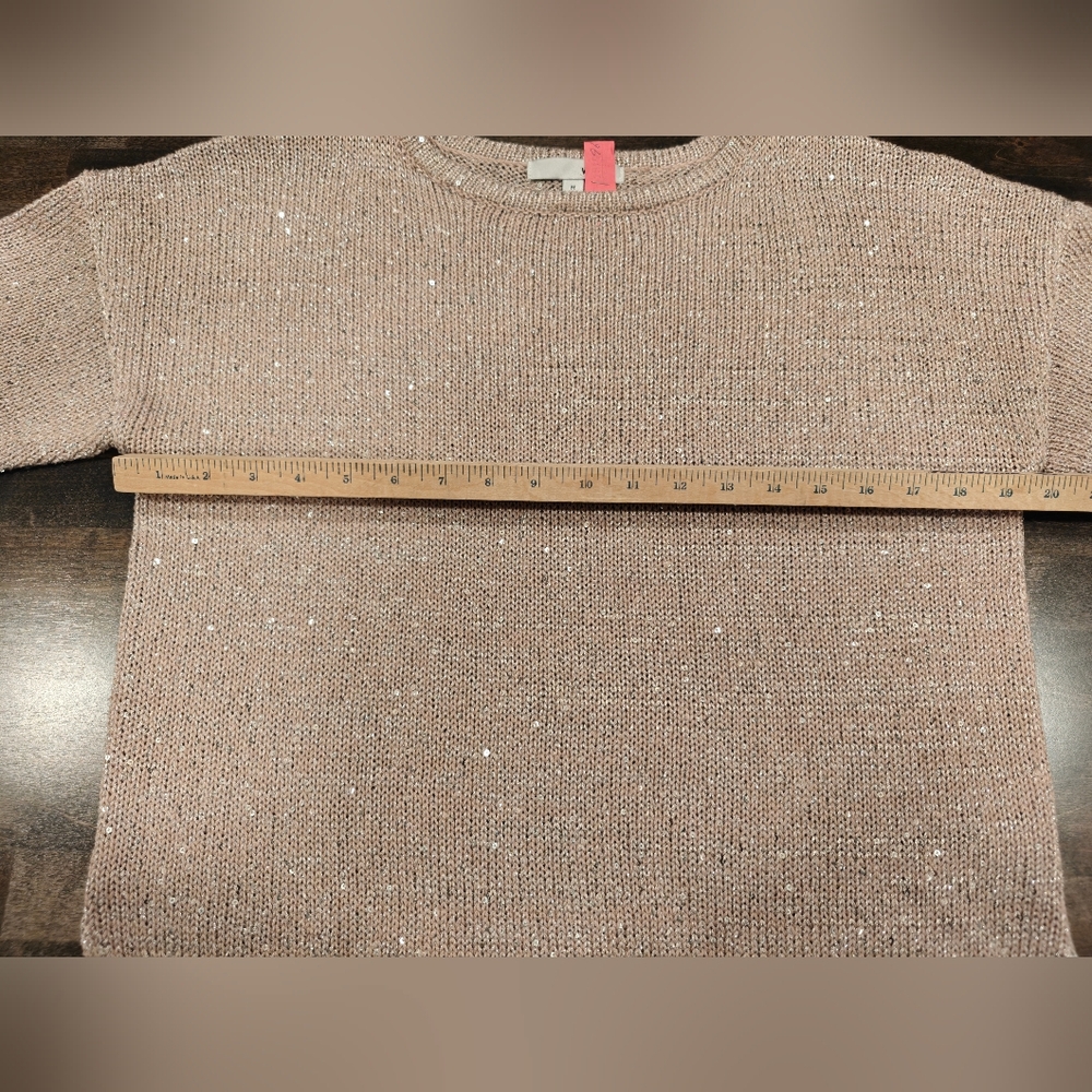 Short sleeve lightweight sequin sweater size Medium - Picture 6 of 9